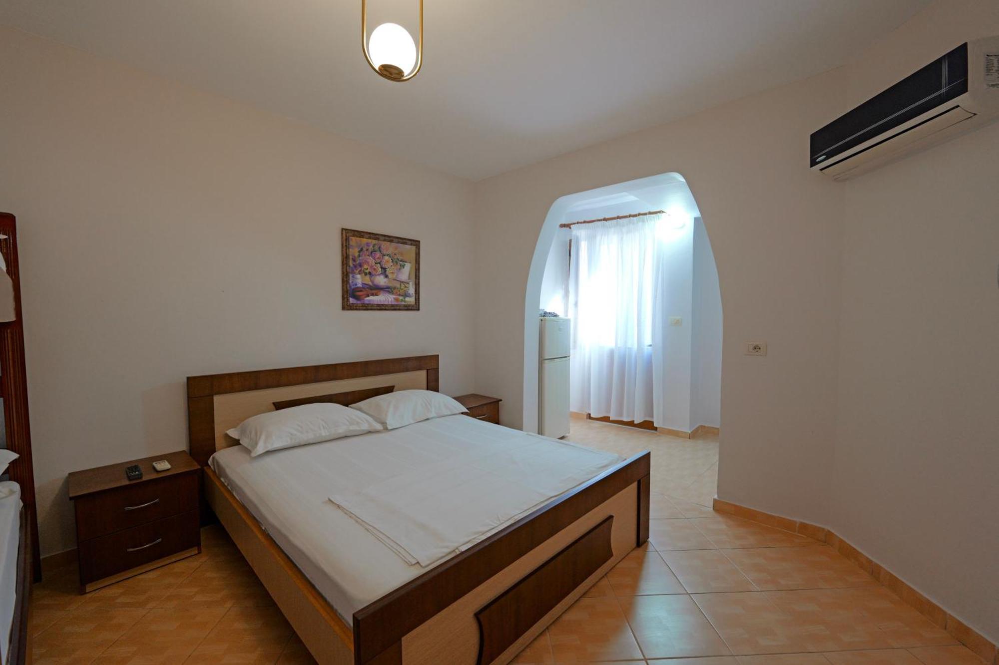 Vila En Ad Apart otel Ksamil Dış mekan fotoğraf